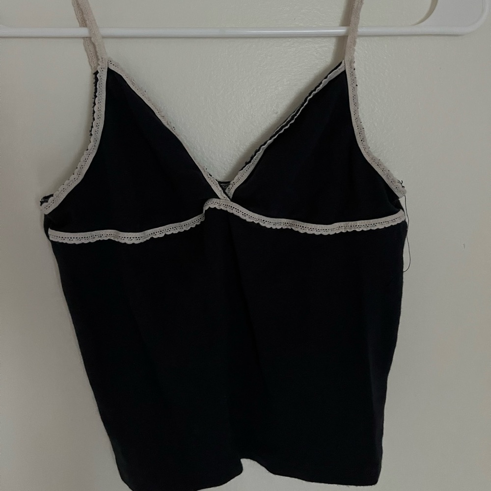 super cute black triangle tank top with cream lace